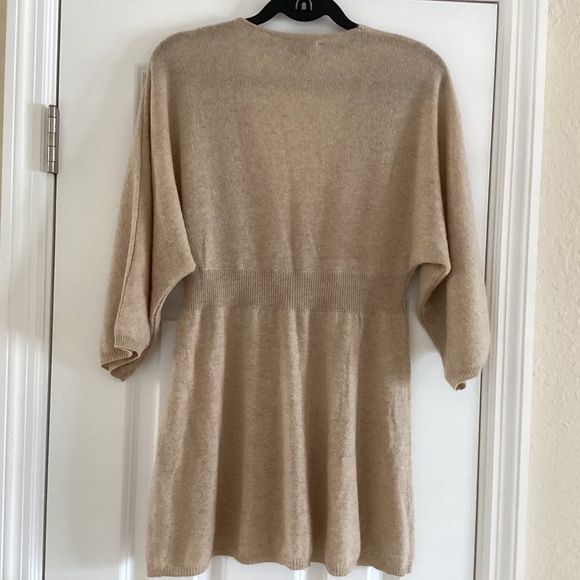 Boston Proper 100% Cashmere Light Beige/Oatmeal V-Neck Tunic Sweater Kimono Slvs - Picture 3 of 13